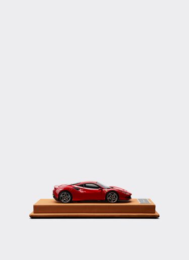 Ferrari Ferrari F8 Tributo 1:43スケール モデルカー レッド 47297f