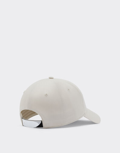 Ferrari Baseball cap with rubberized Ferrari logo Ecru 20403f