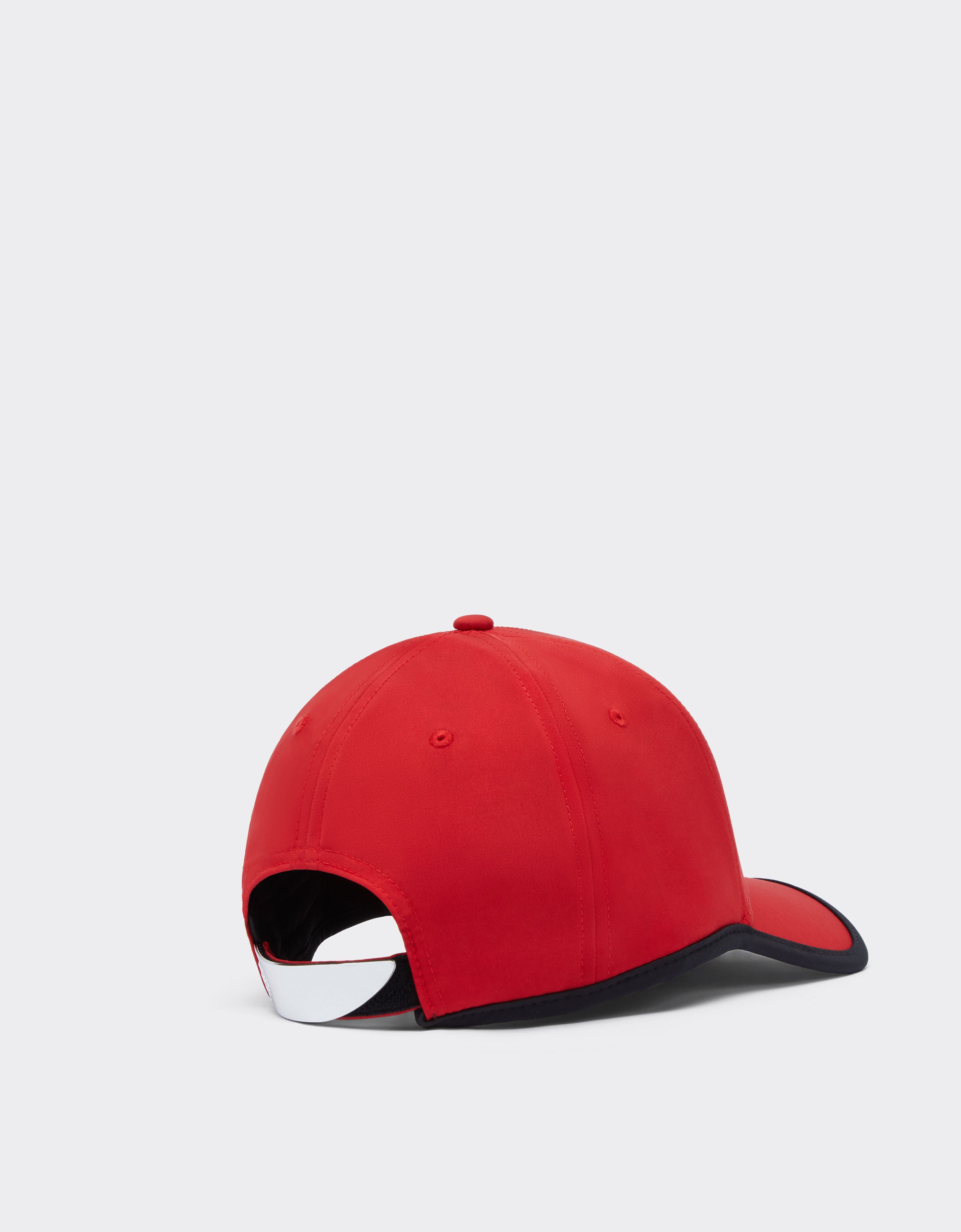 Ferrari Baseball cap con Cavallino Rampante in metallo Rosso Corsa 20815f