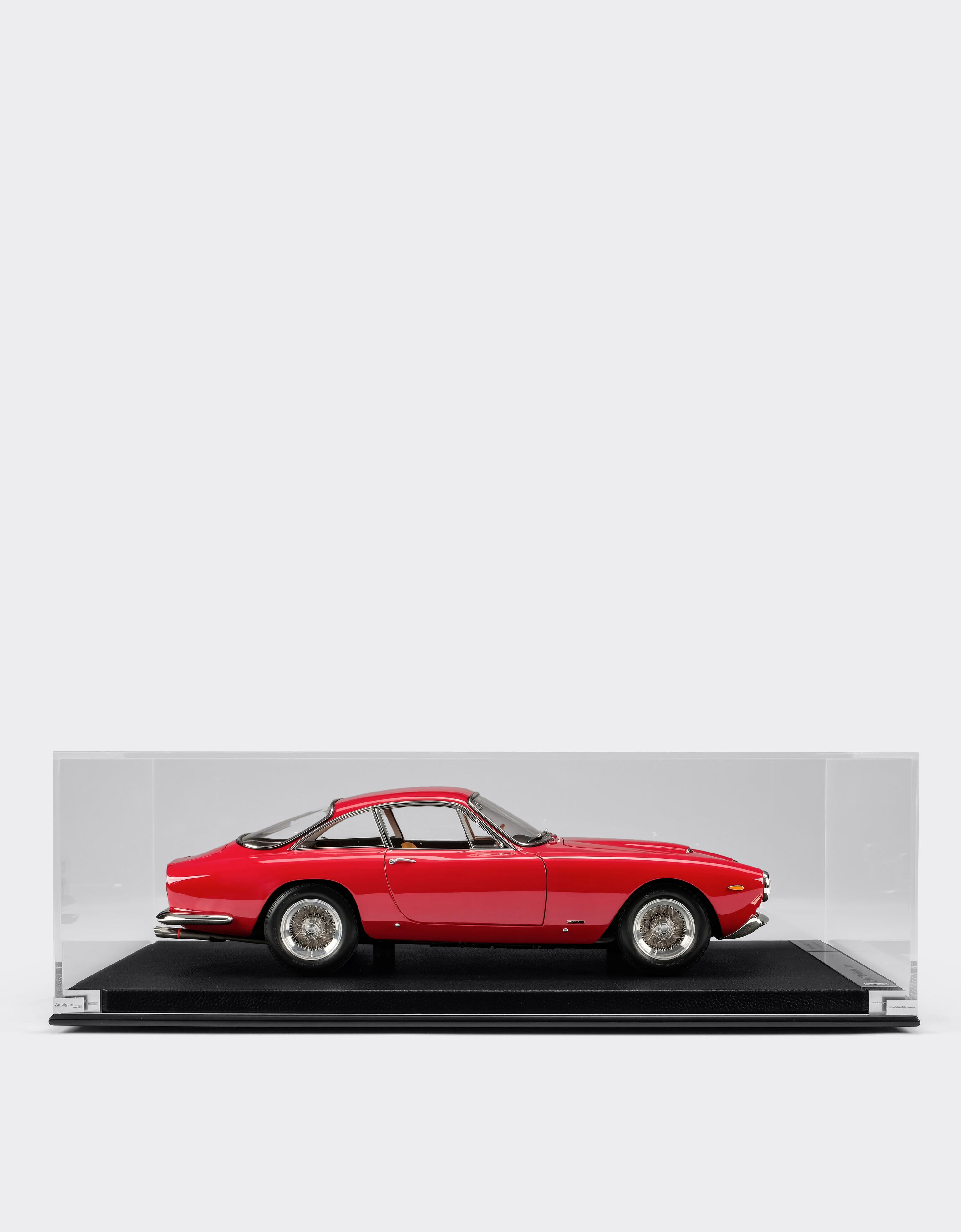 Ferrari Ferrari 250 GT SWB Lusso model in 1:8 scale MULTICOLOUR L6330f