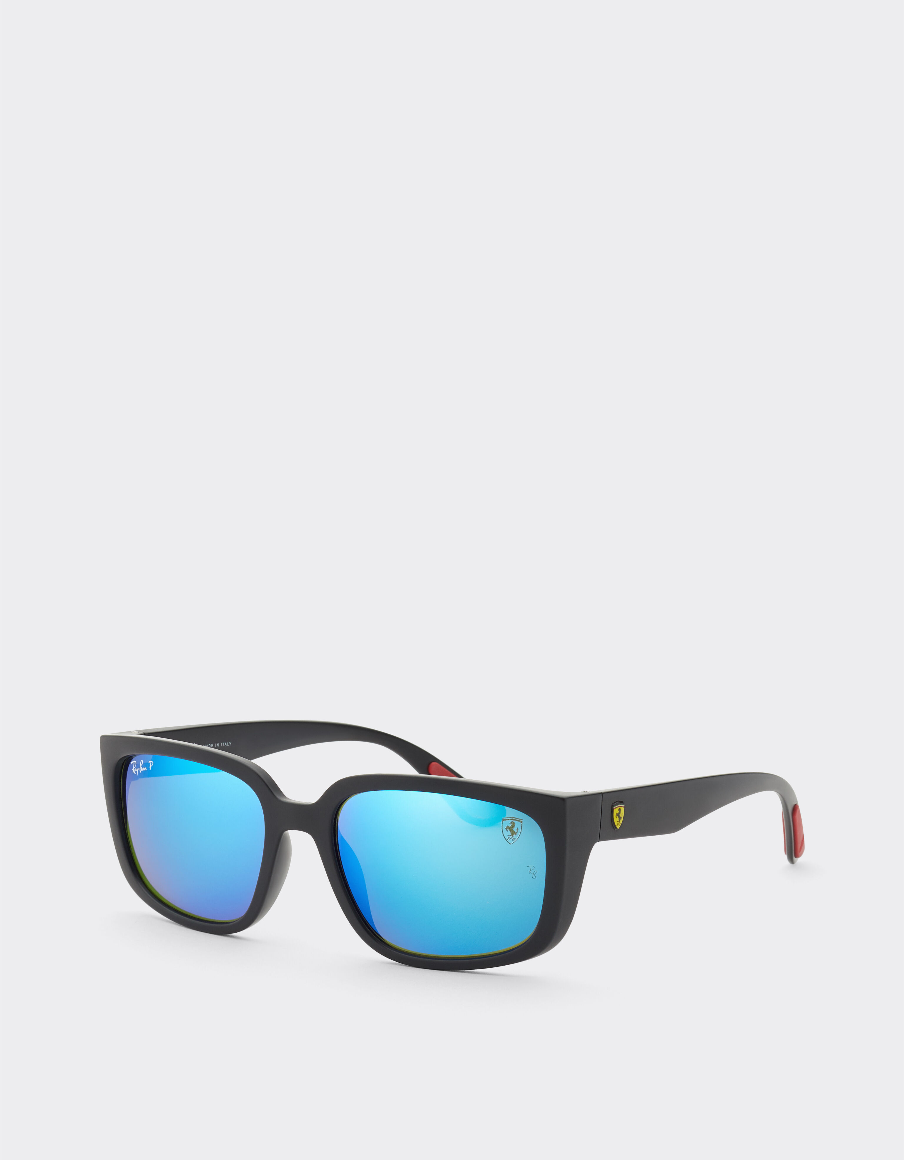Ferrari Ray-Ban für Scuderia Ferrari RB4443M in schwarzem PEEK mit grün verspiegelten, blau polarisierten Gläsern Mattschwarz F1517f