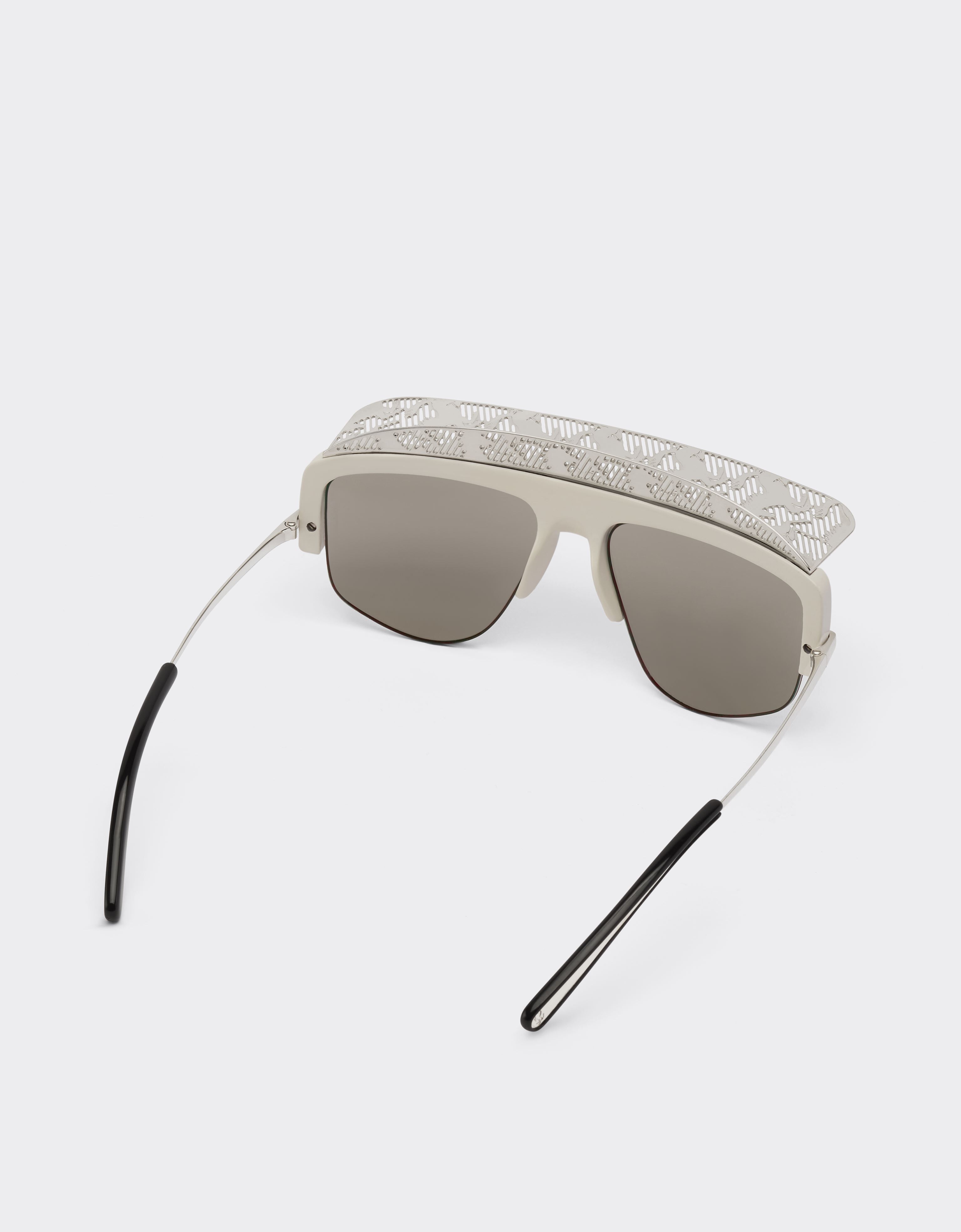 Ferrari Ferrari Sonnenbrille mit silberfarben verspiegelten Gläsern Optisch Weiß F0827f