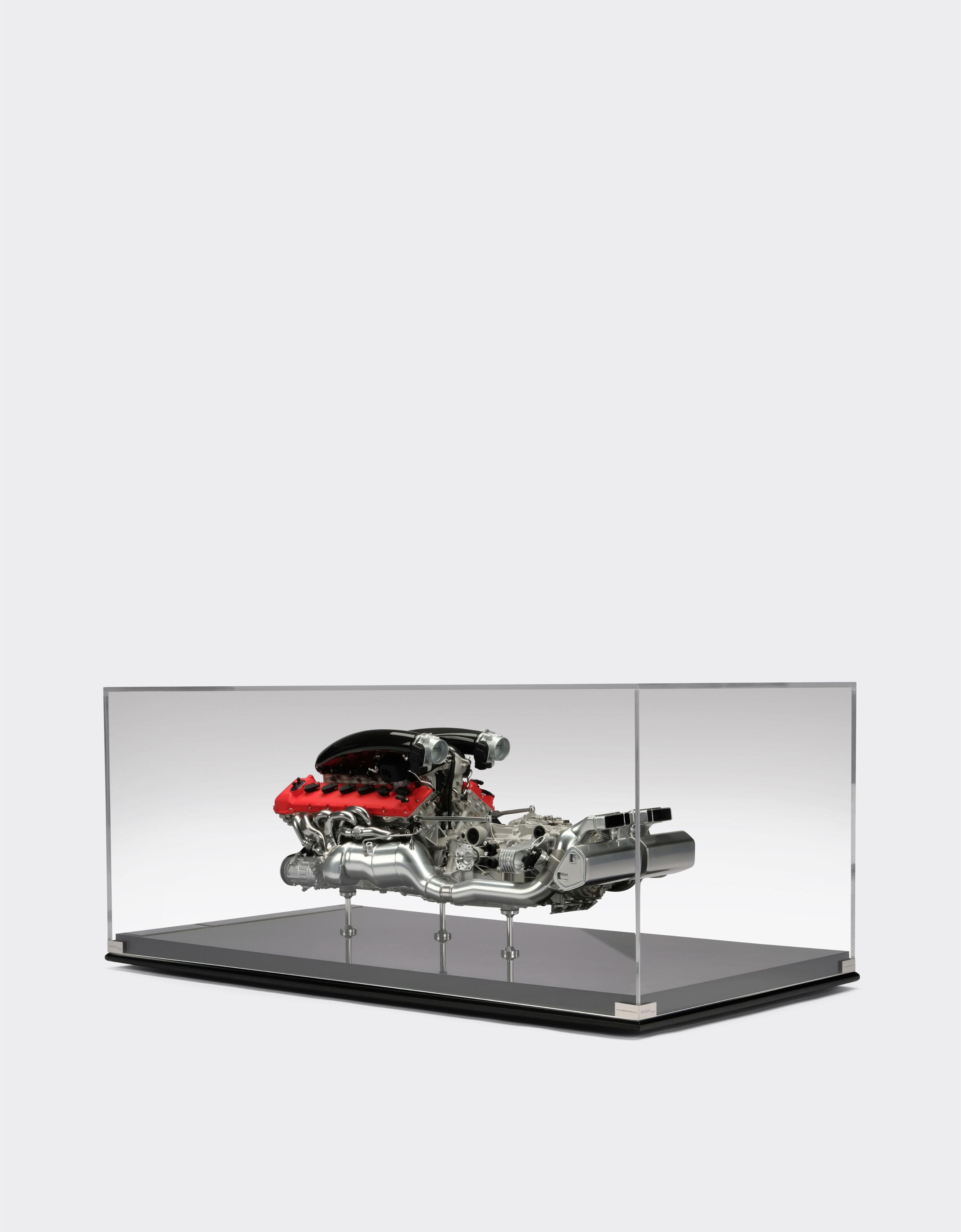 Ferrari Ferrari Daytona SP3 engine model in 1:4 scale MULTICOLOUR F0885f