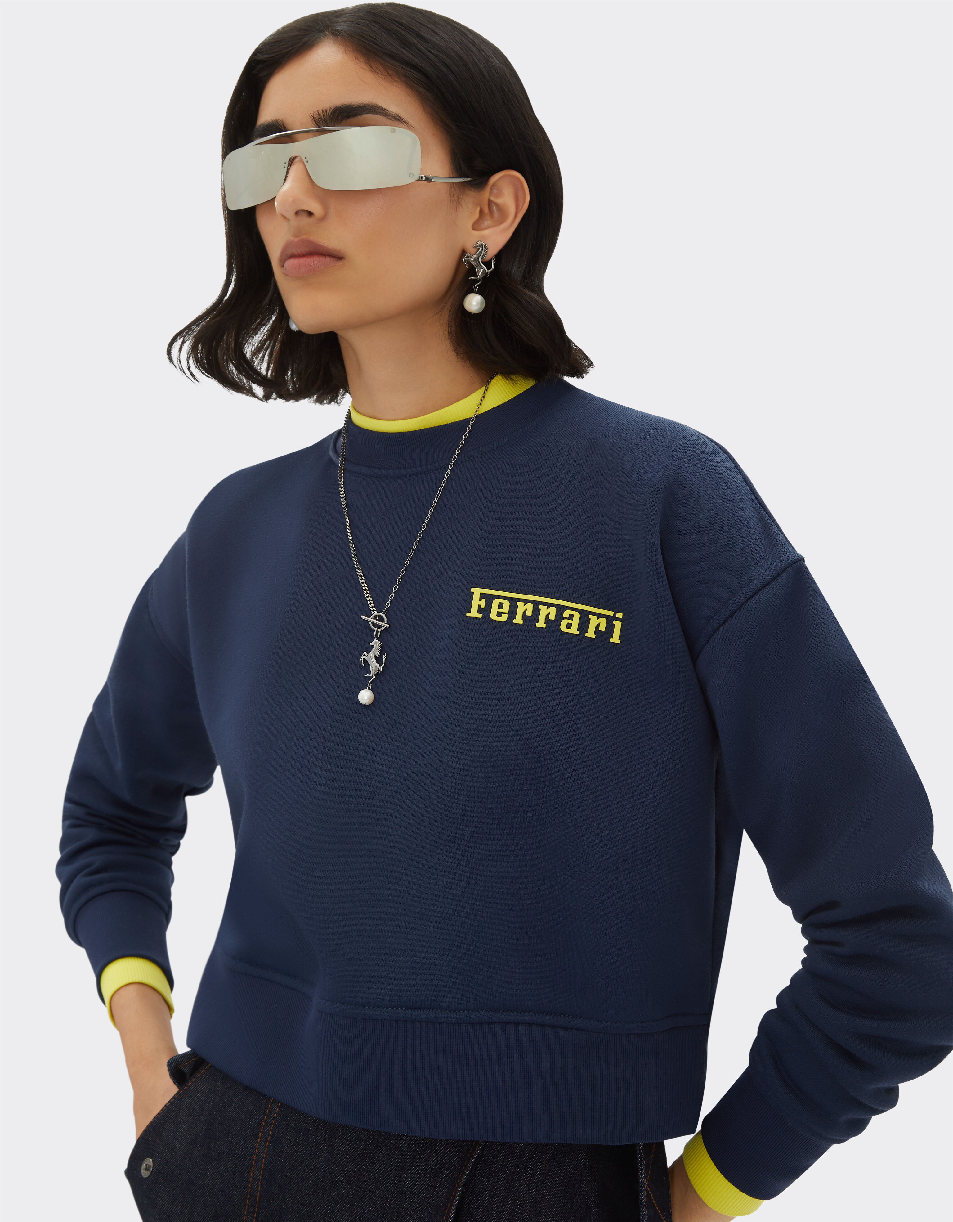 Ferrari Sweat-shirt uni avec logo Ferrari Bleu marine 48287f