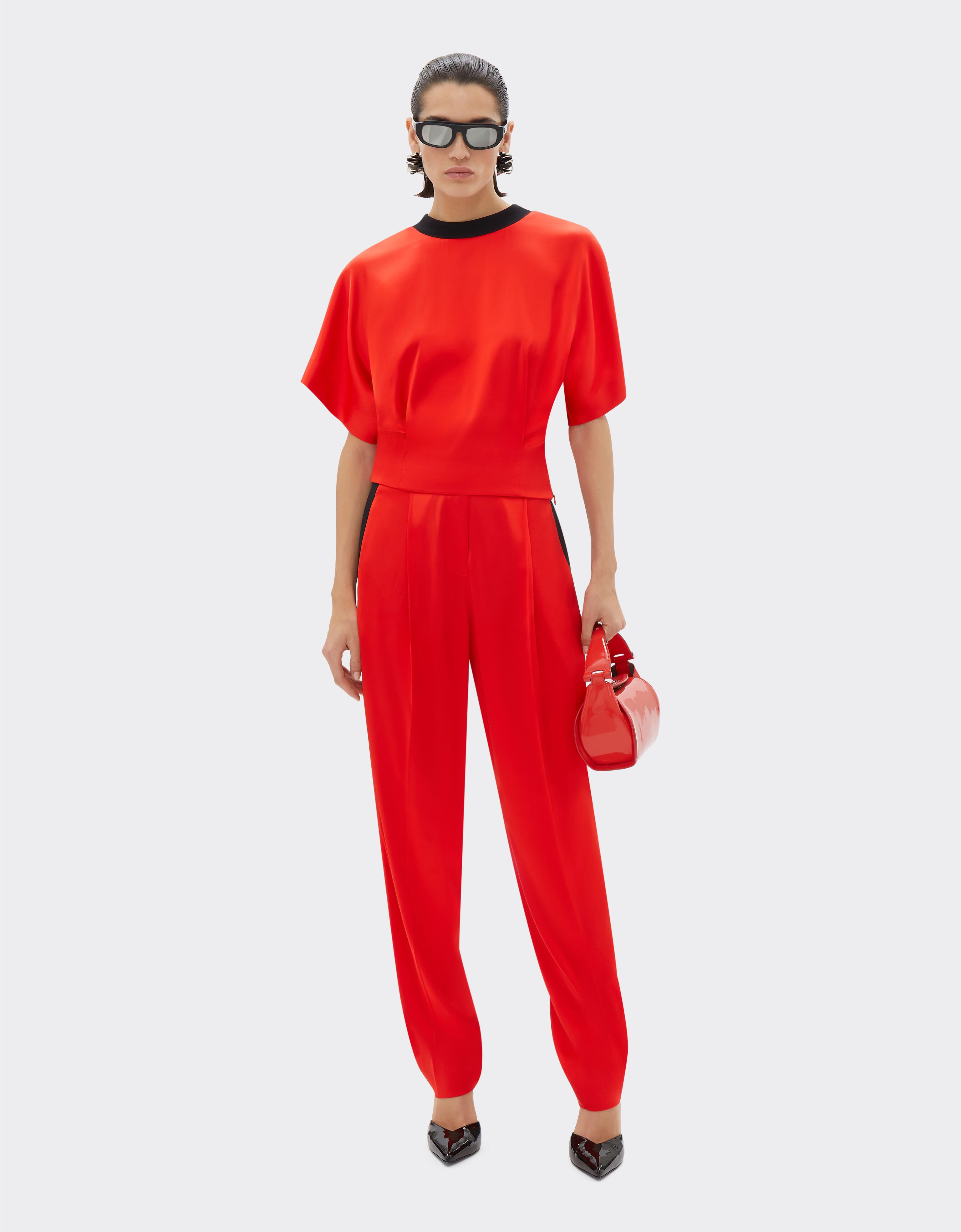 Ferrari Chinos in stretch satin twill Rosso Dino 21660f