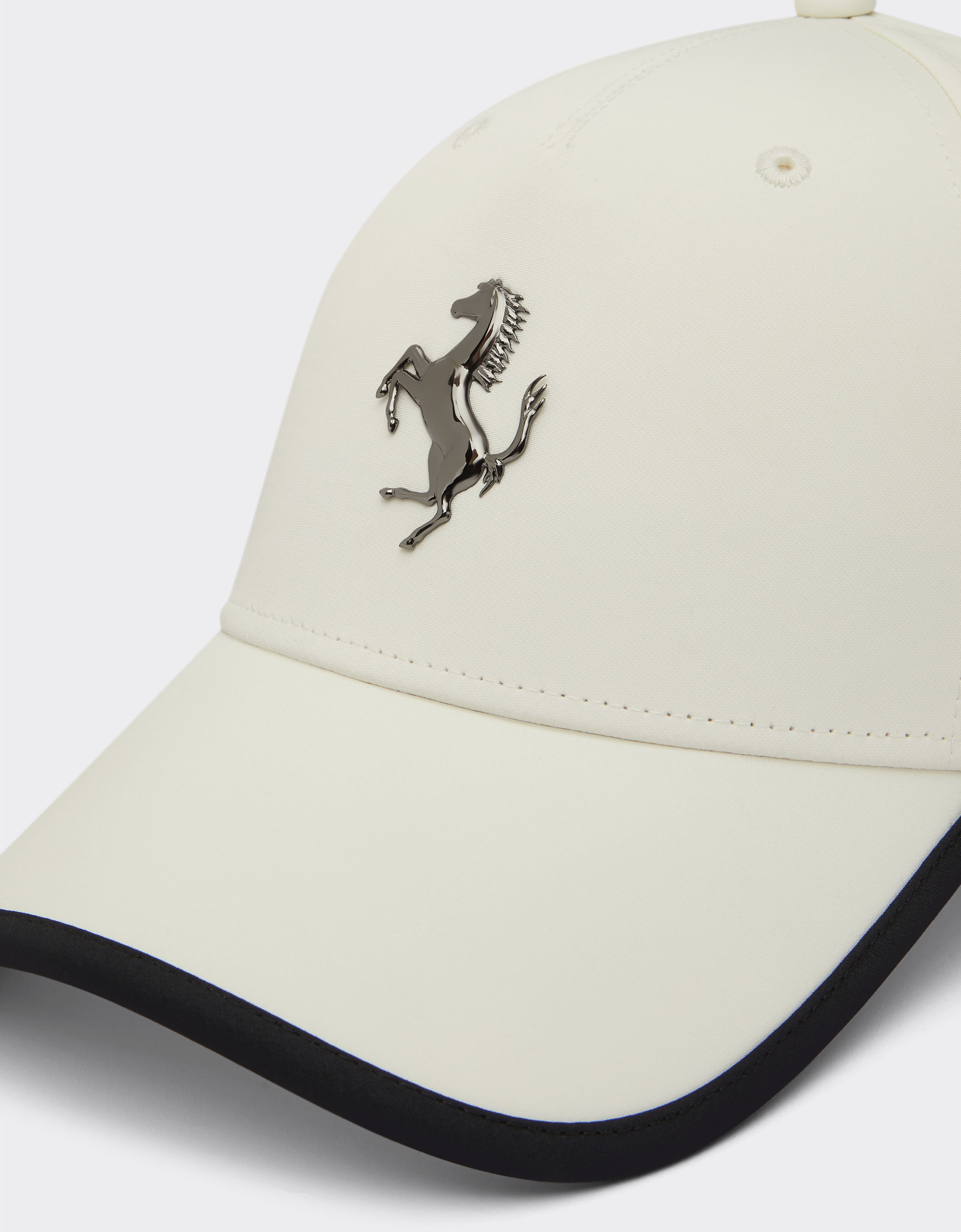 Ferrari Casquette de baseball avec cheval cabré en métal Ivory 20070f