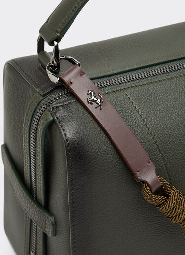 Ferrari Bolso de hombro GT soft Reacondicionado por Ferrari en cuero matizado con scooby Verde militar 49879f