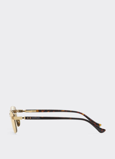 Lunettes de soleil Ferrari en titane doré mat et acétate avec verres jaune doré transparent miroir Ferrari Lunettes de soleil Ferrari en titane doré mat et acétate avec verres jaune doré transparent miroir Oro LA0L9f