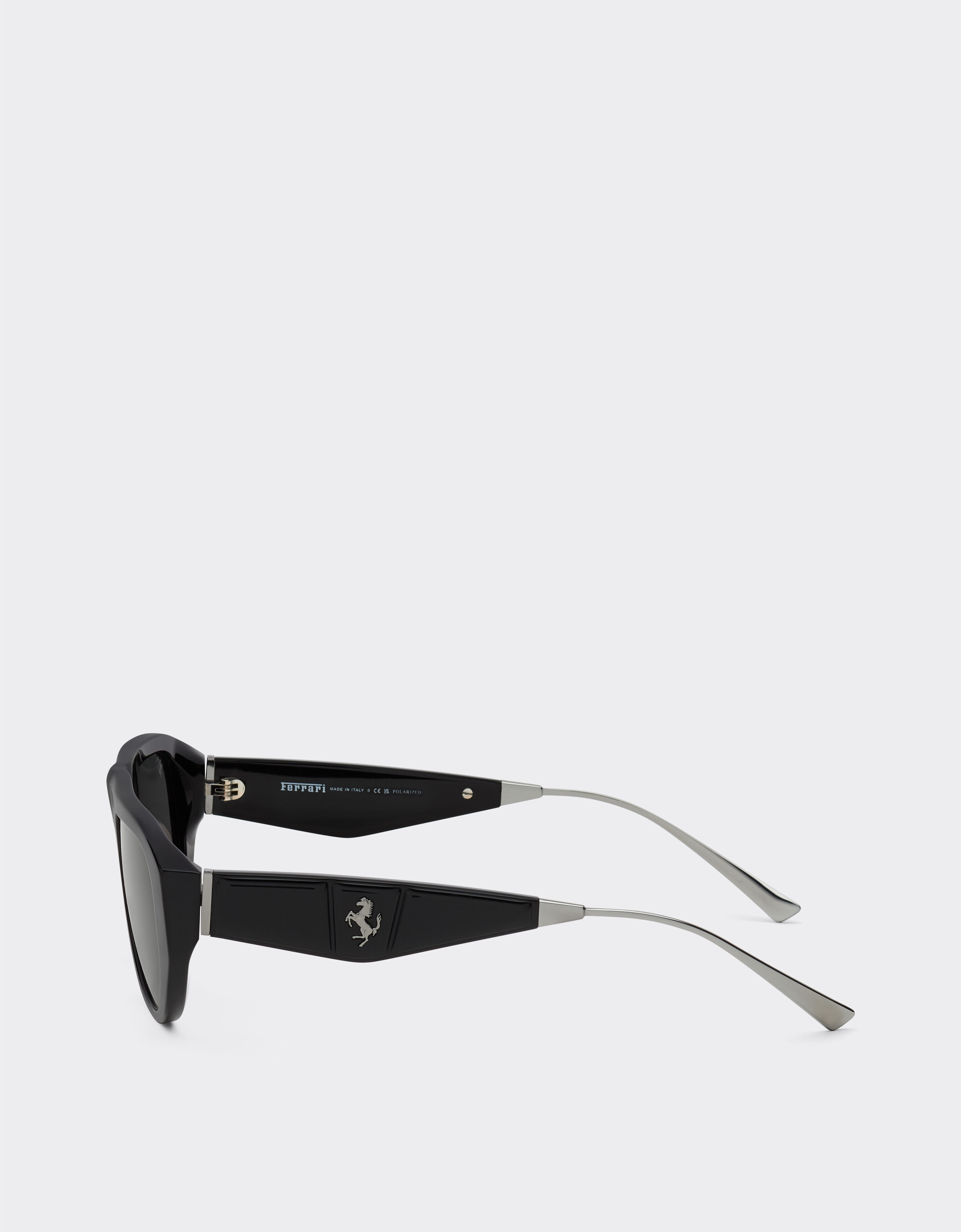 Ferrari Ferrari sunglasses in black acetate with polarised grey lens Black F1548f