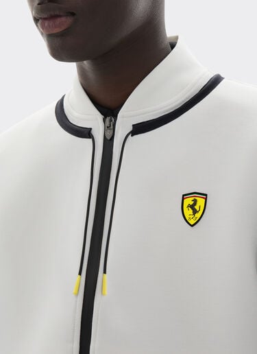  Weste aus Scuba-Stoff mit Ferrari-Wappen Avorio SWMVT0011WNY0004f