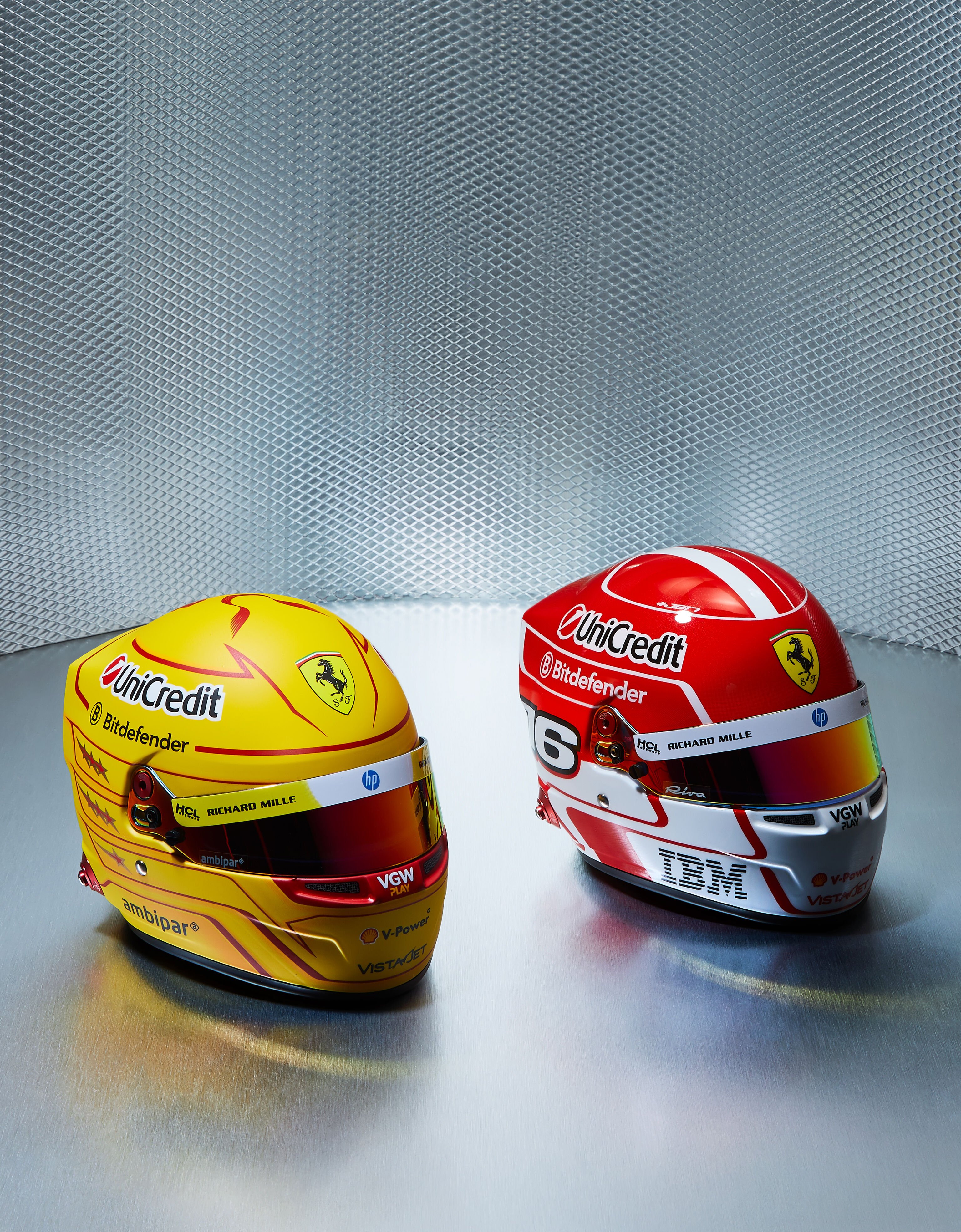 2025 Lewis Hamilton mini helmet in 1:2 scale Ferrari 2025 Lewis Hamilton mini helmet in 1:2 scale MULTICOLOUR LA07Pf