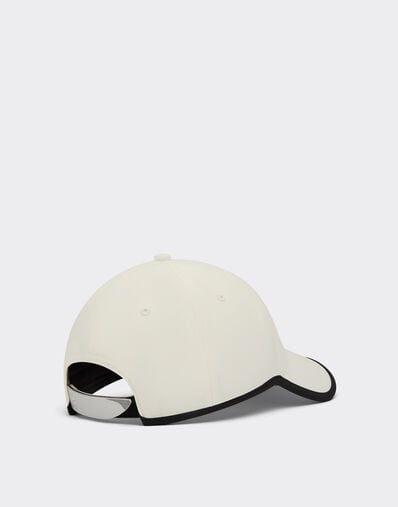 Ferrari Gorra de béisbol con Cavallino Rampante en metal Ivory 20815f