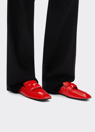 Ferrari Loafer in patent leather Rosso Dino 22022f