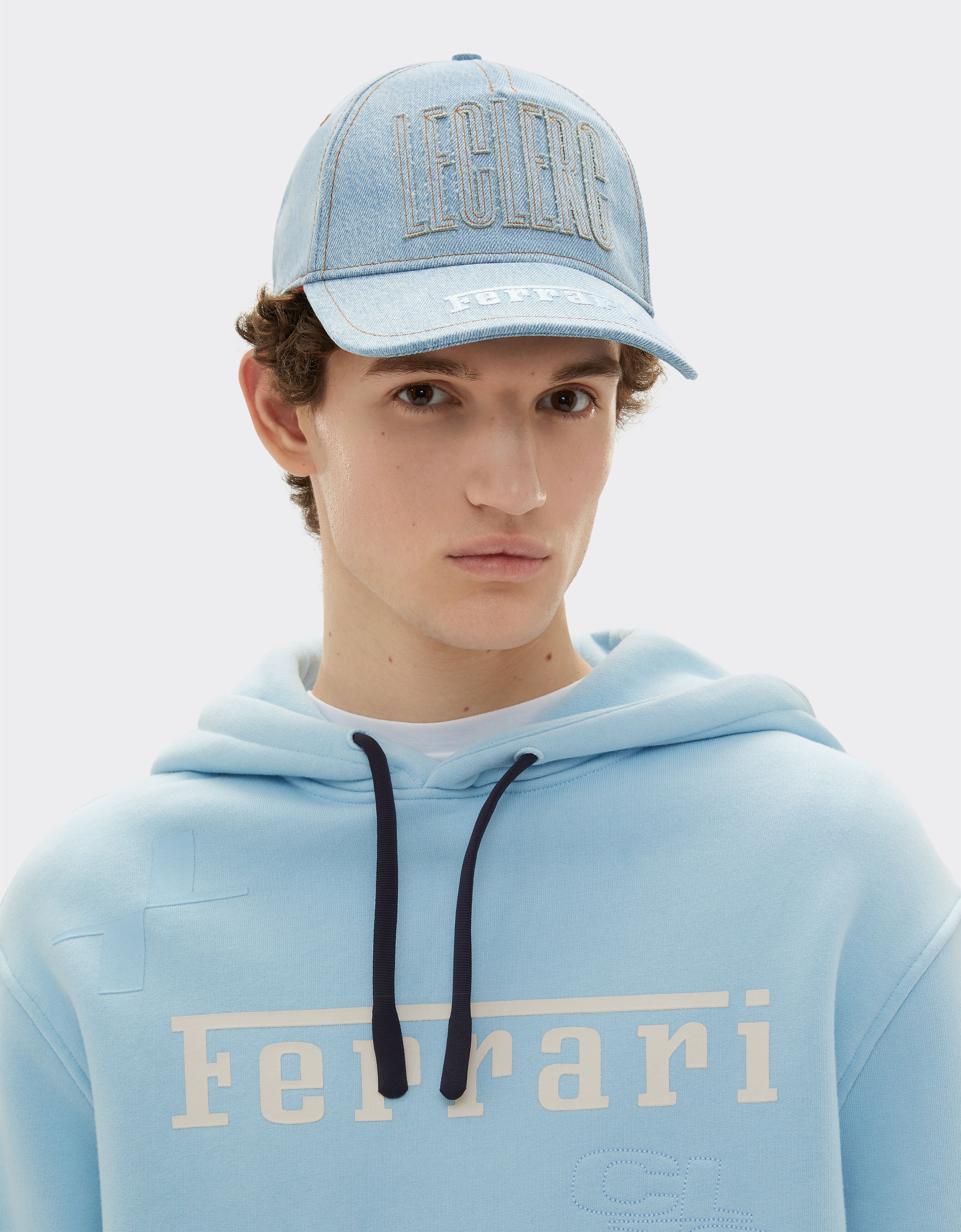 Ferrari Gorra vaquera Ferrari x Charles Leclerc Denim claro 22296f