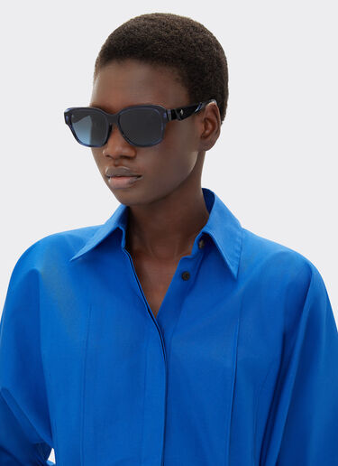 Ferrari Ferrari sunglasses in striped blue acetate with polarised gradient blue lenses Blu Scozia LA031f