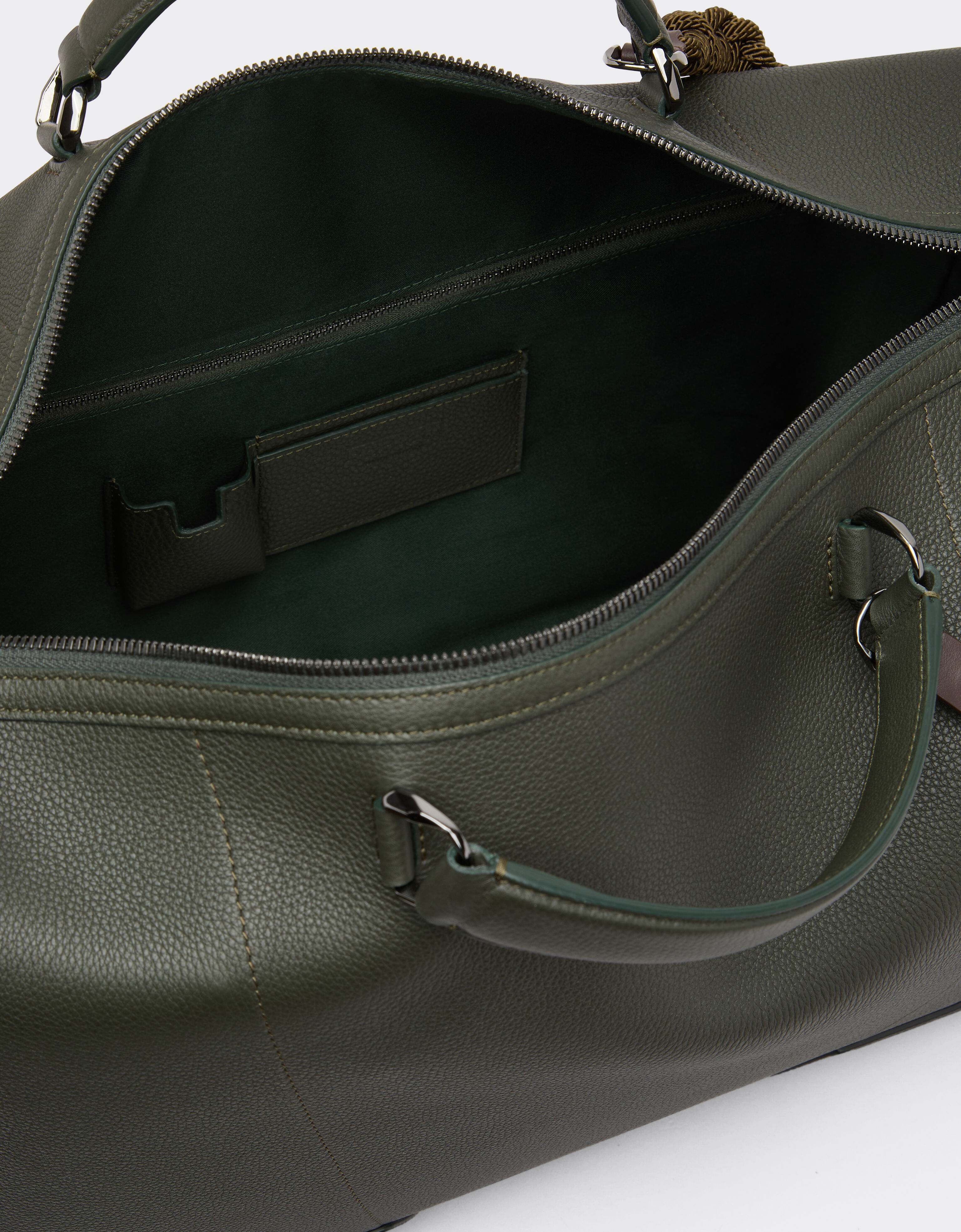 Ferrari Bolsa de viaje GT soft Reacondicionada por Ferrari en cuero sombreado con scooby Verde militar 49878f