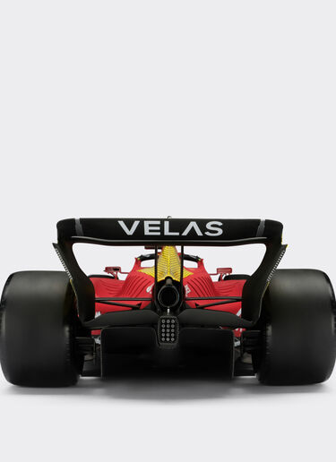 Ferrari 1:8 scale Charles Leclerc Ferrari F1-75 model Rosso Corsa F0883f