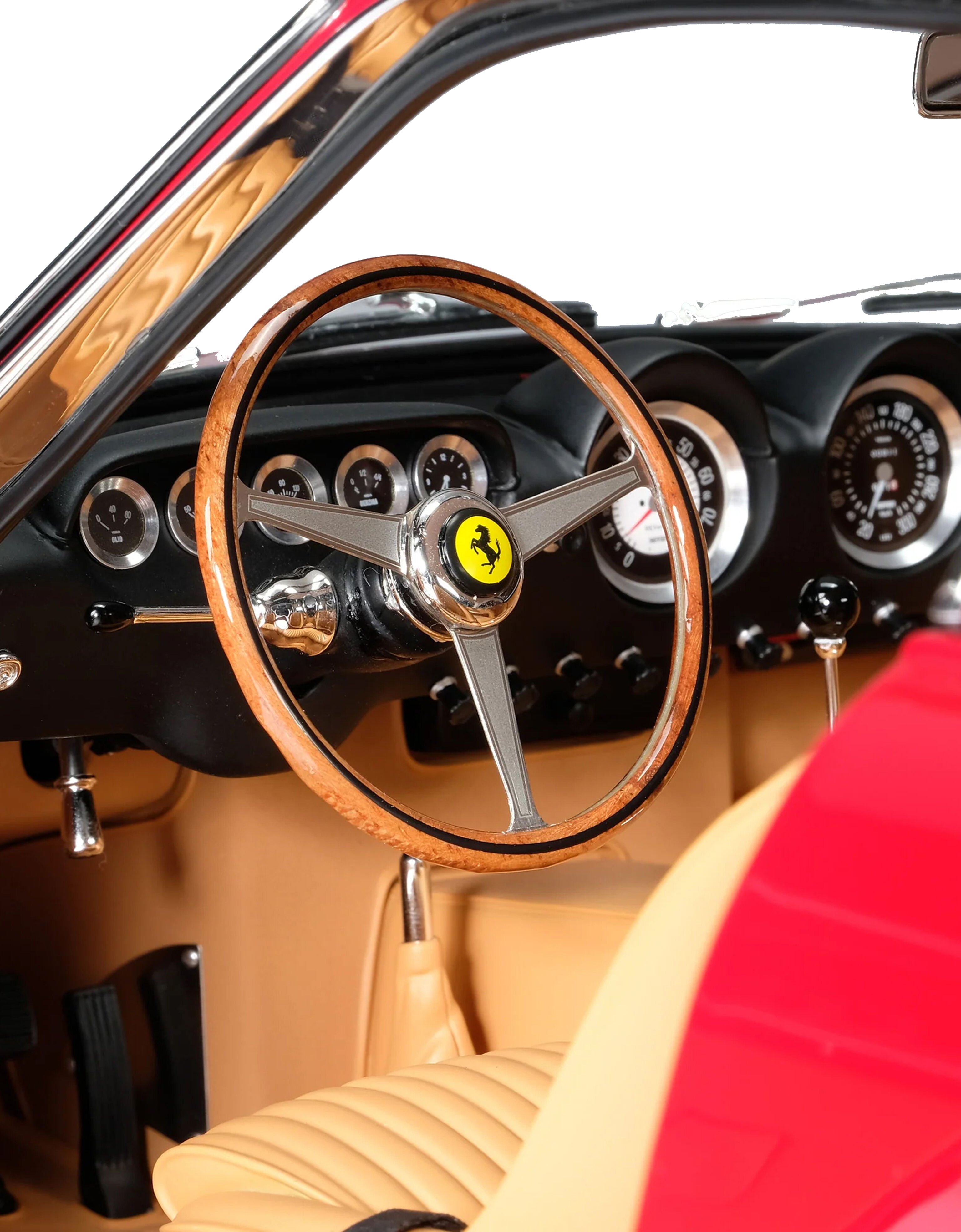 Ferrari Ferrari 250 GT SWB Lusso model in 1:8 scale MULTICOLOUR L6330f