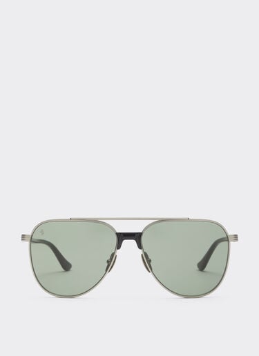 Ferrari Lunettes de soleil Ferrari en titane  argent mat et acétate avec verres vert foncé Silver LA0KRf
