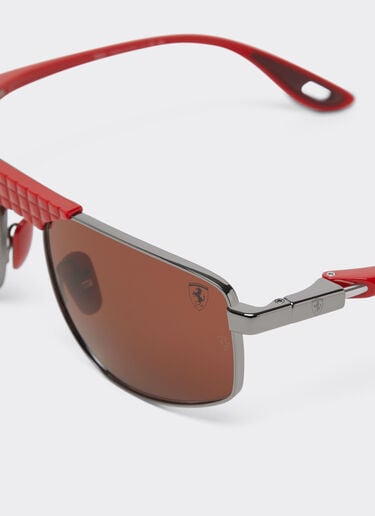 Ferrari Ray-Ban for Scuderia Ferrari RB3776M in and red metal with red lenses Gunmetal LA0EIf