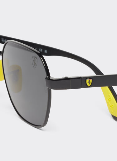 Ferrari Occhiale da sole Ray-Ban for Scuderia Ferrari 0RB3794M in metallo nero con lenti grigie Nero F1301f