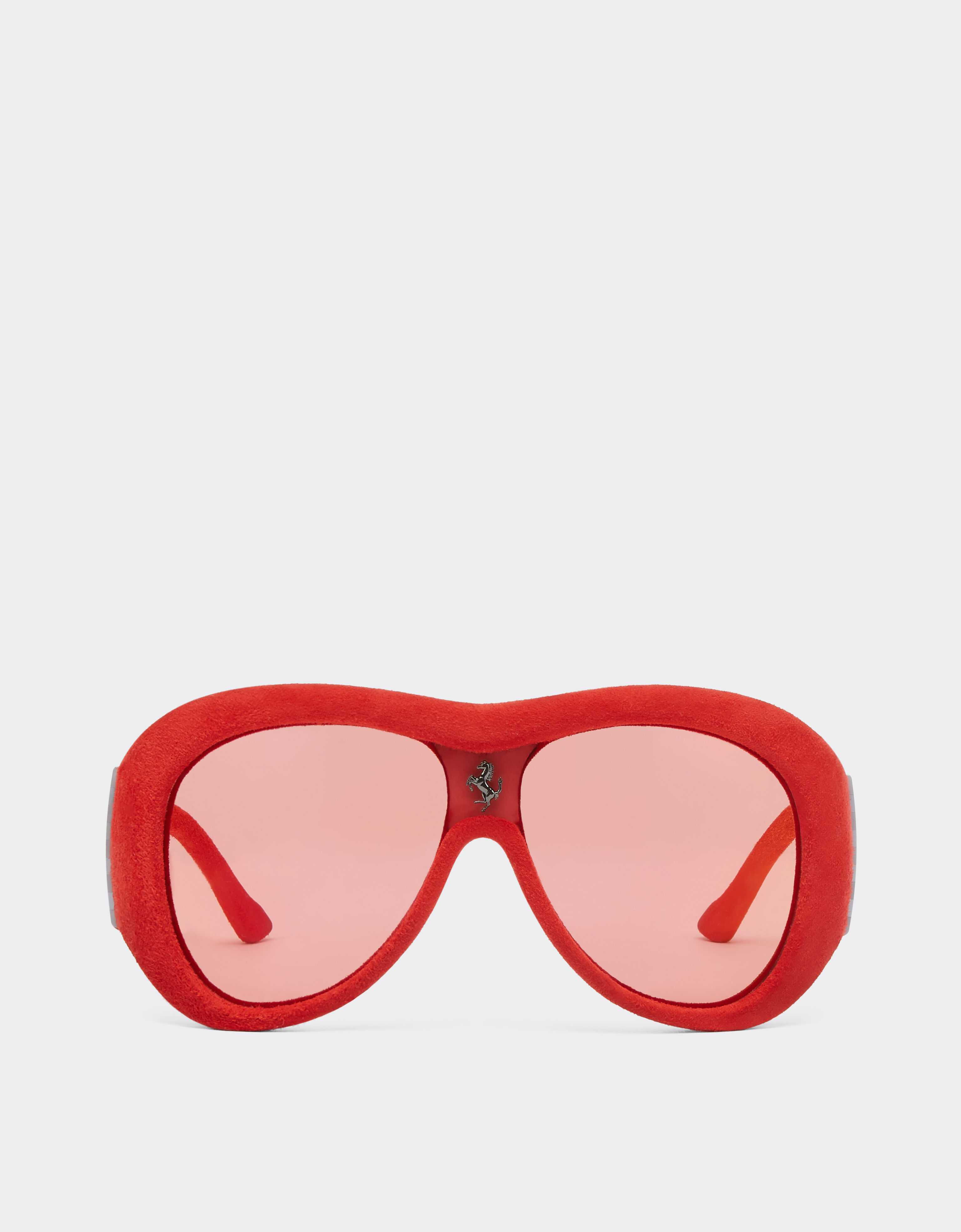 ${brand} Lunettes de soleil Limited Edition Ferrari recouvertes de cuir rouge avec un verre rouge effet miroir ${colorDescription} ${masterID}