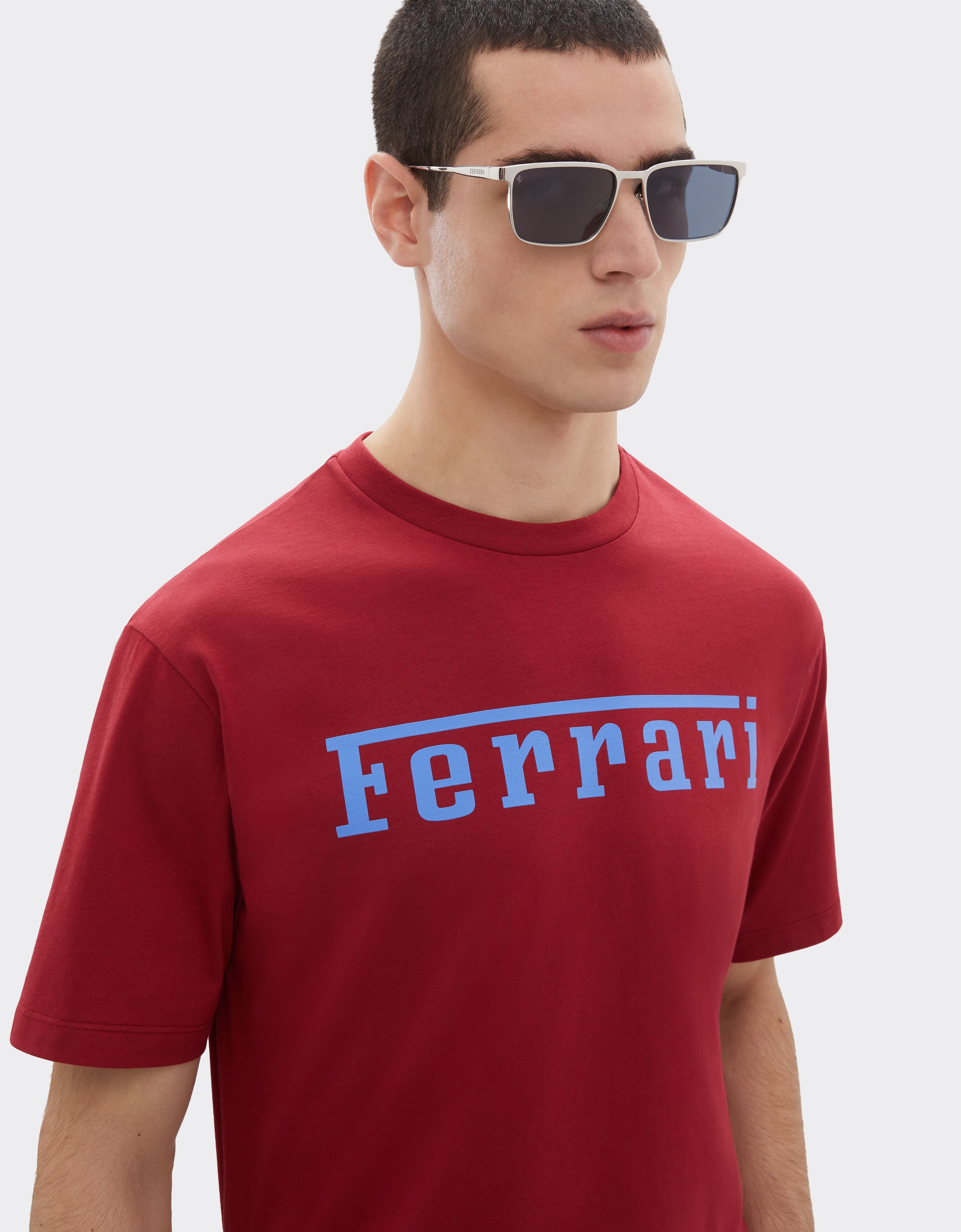 Ferrari Baumwoll-T-Shirt mit Ferrari-Logo Rosso Maison 51037f