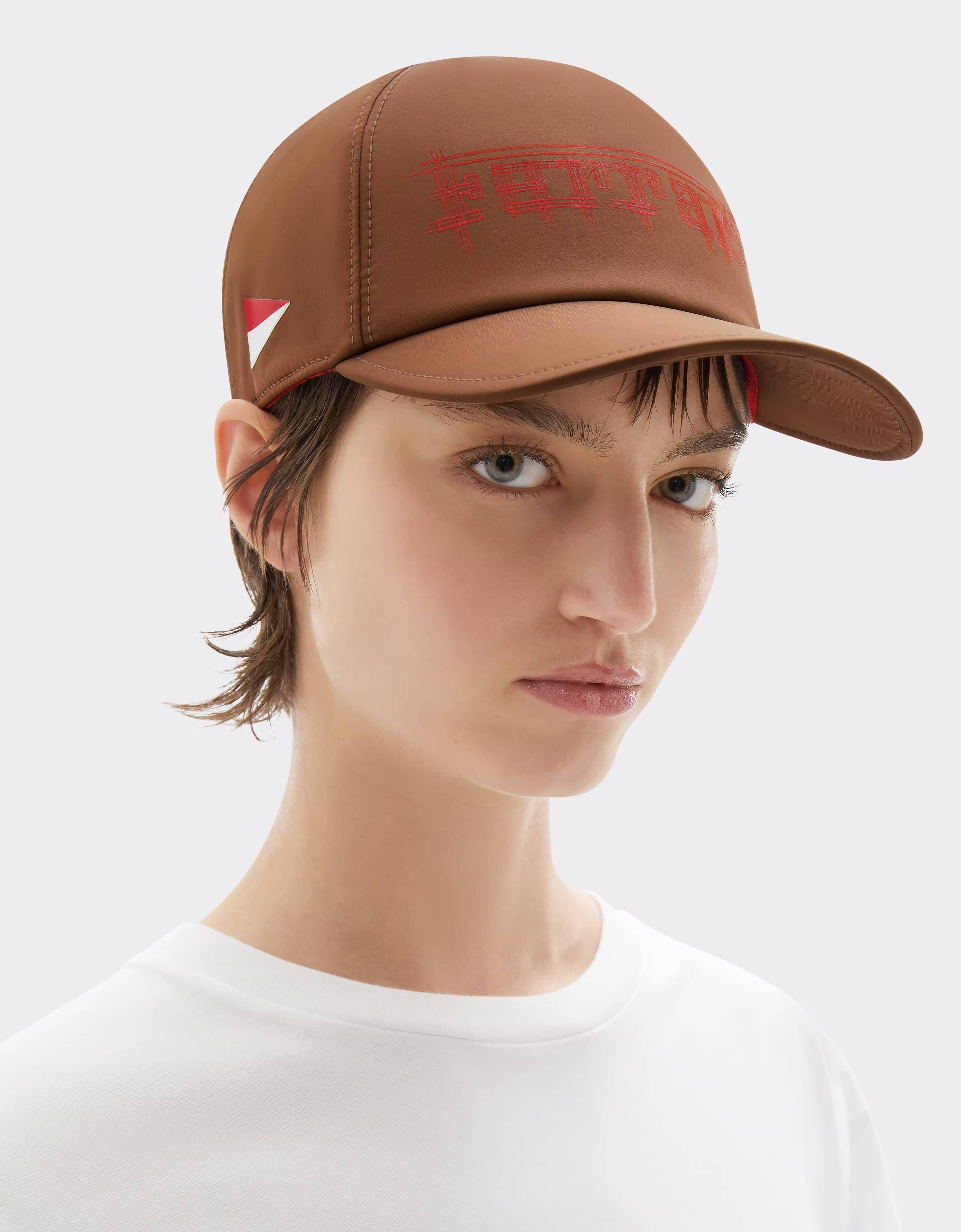 Ferrari Ferrari-Baseballkappe für den GP von Monaco 2026 Caffè CANCP0045WNY0001f