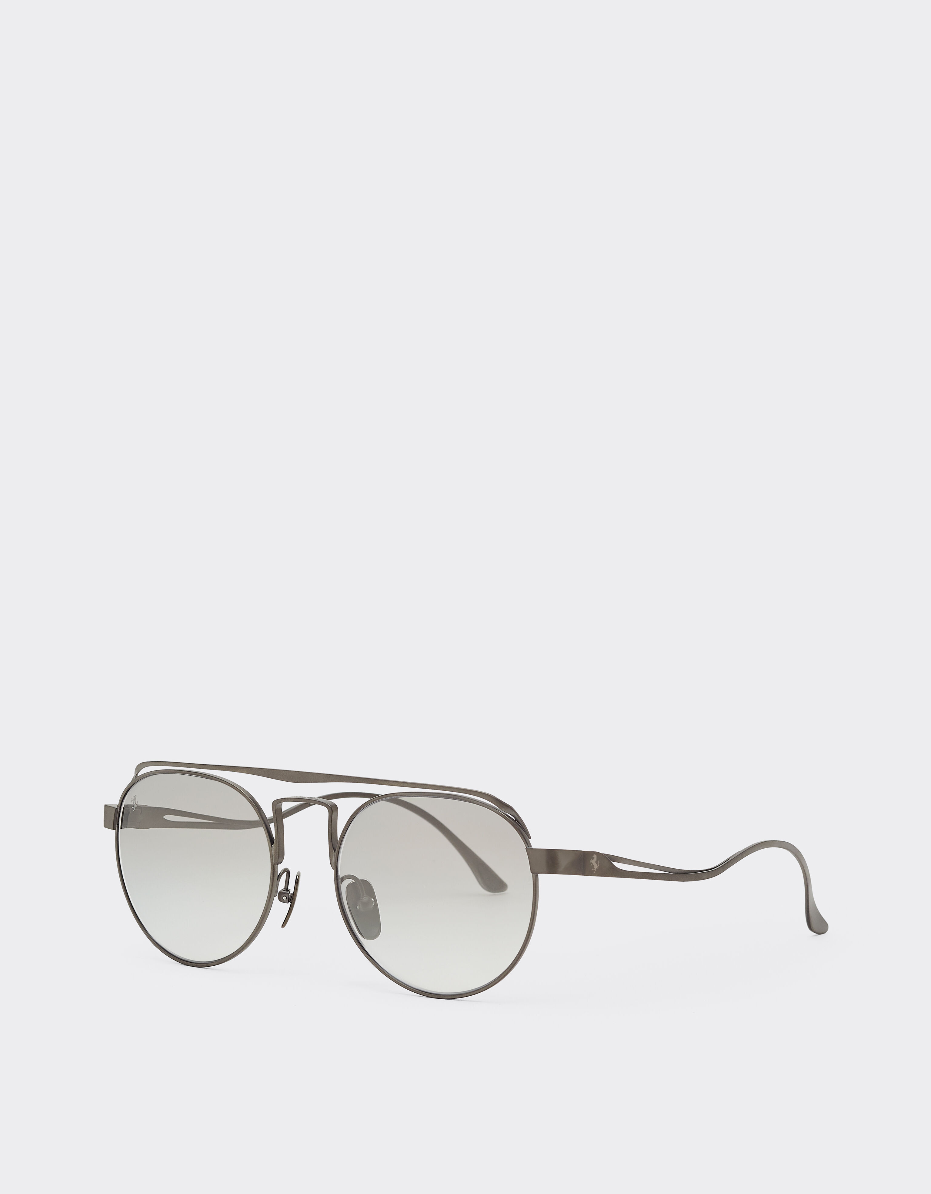 Ferrari Gafas de sol Ferrari de titanio gunmetal mate con cristales plateados espejados Gris metálico LA0ENf