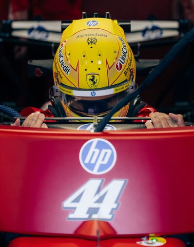 Ferrari Lewis Hamilton Monza Special Edition 2026 Limited Edition Mini Helmet, 1:2 scale Multicolore LO0R2675EXT0001f