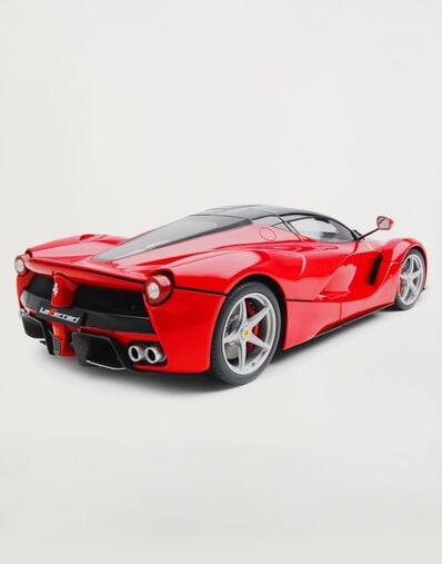 Ferrari Miniatura LaFerrari a escala 1:8 Negro L2993f