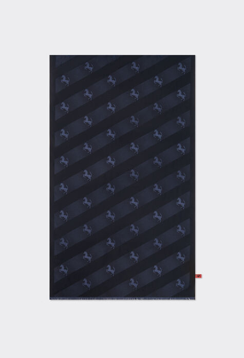 Ferrari Schal aus Wolle und Seide mit „Cavallino Rampante“-Muster Pastellblau 47072f