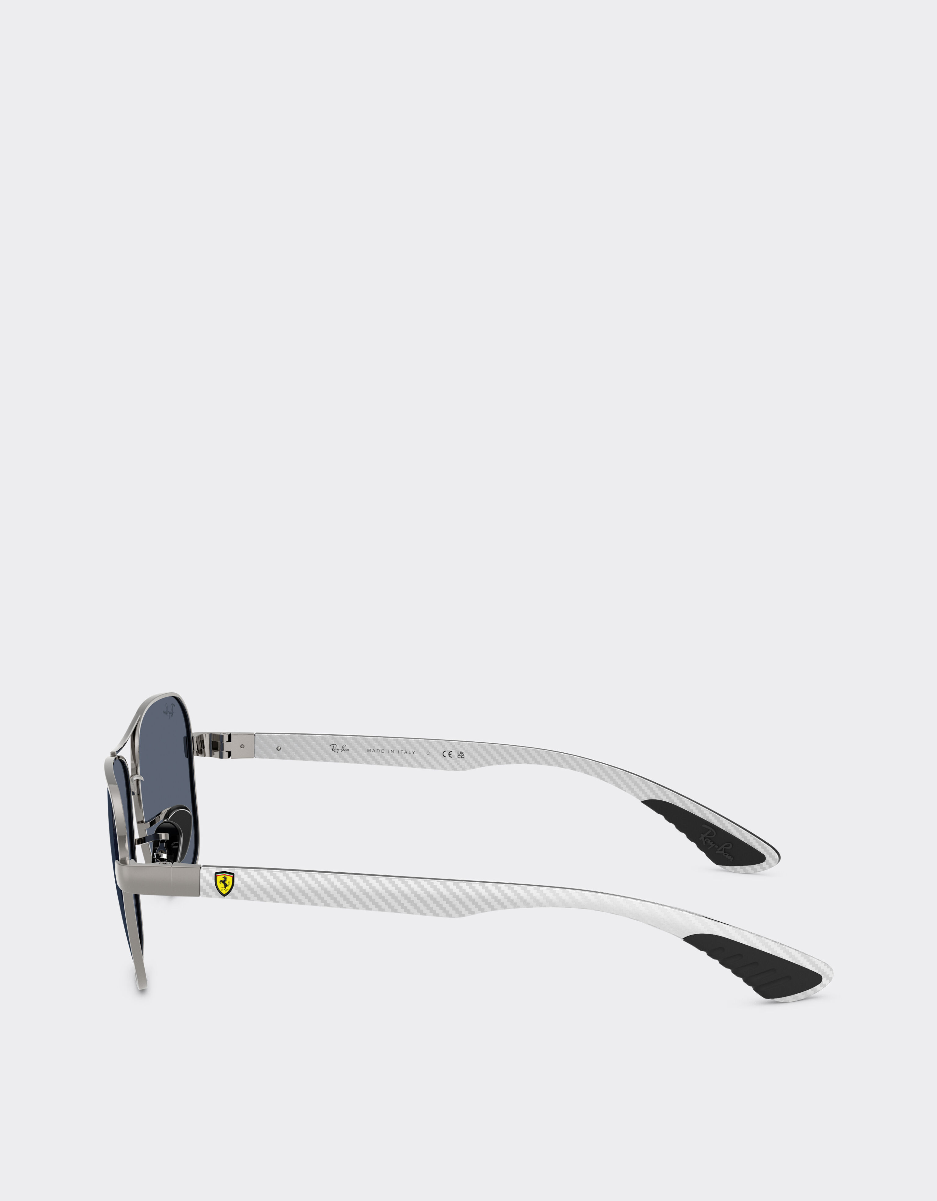 Ferrari Ray-Ban for Scuderia Ferrari RB8336M in metallo canna di fucile e fibra di carbonio chiara con lenti grigio scuro Ingrid LA02Cf