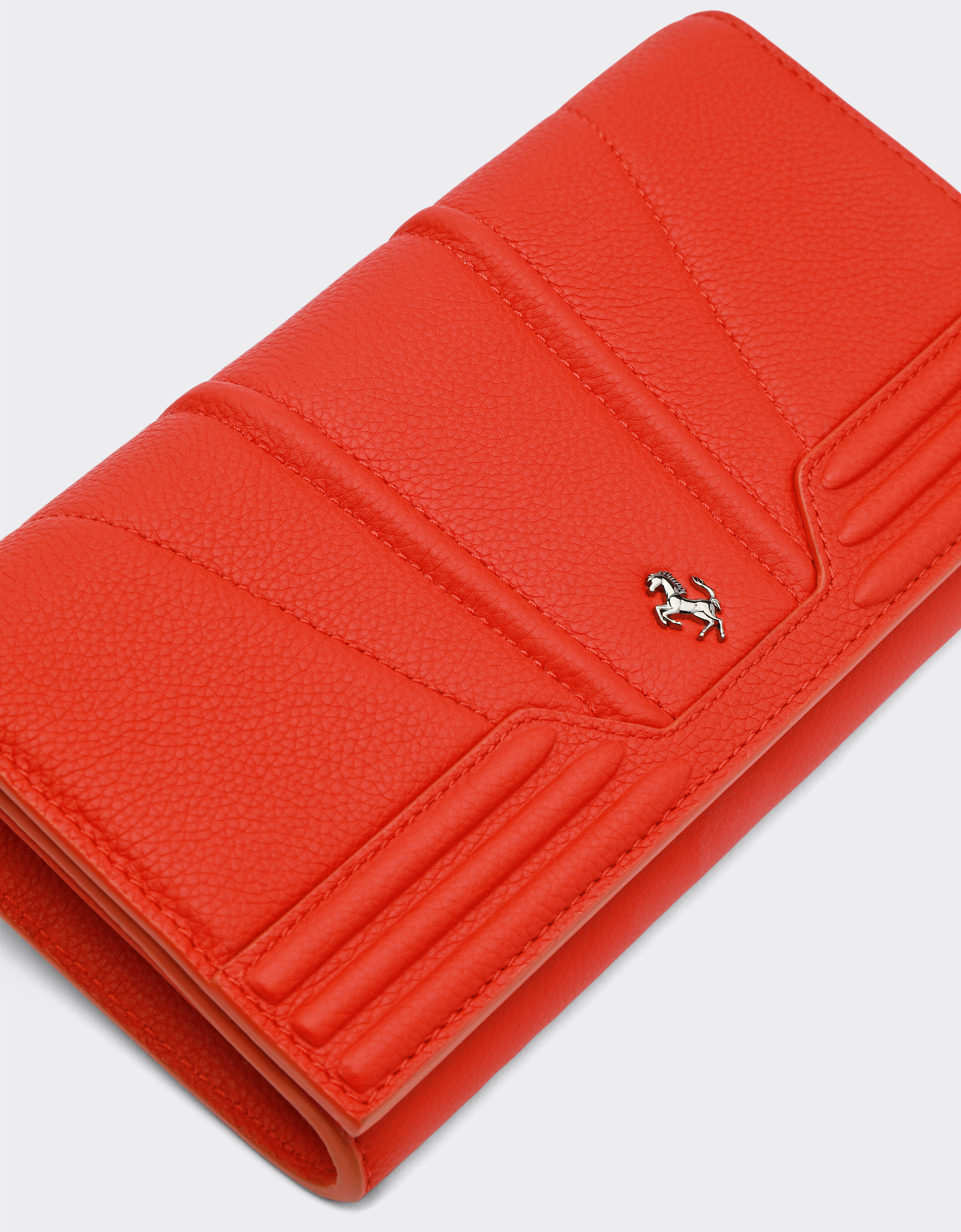 Ferrari Tri-fold wallet in textured leather Rosso Dino 20352f