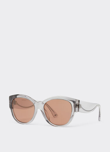 Ferrari Gafas de sol Ferrari de acetato gris transparente con lentes marrones Ingrid F1274f