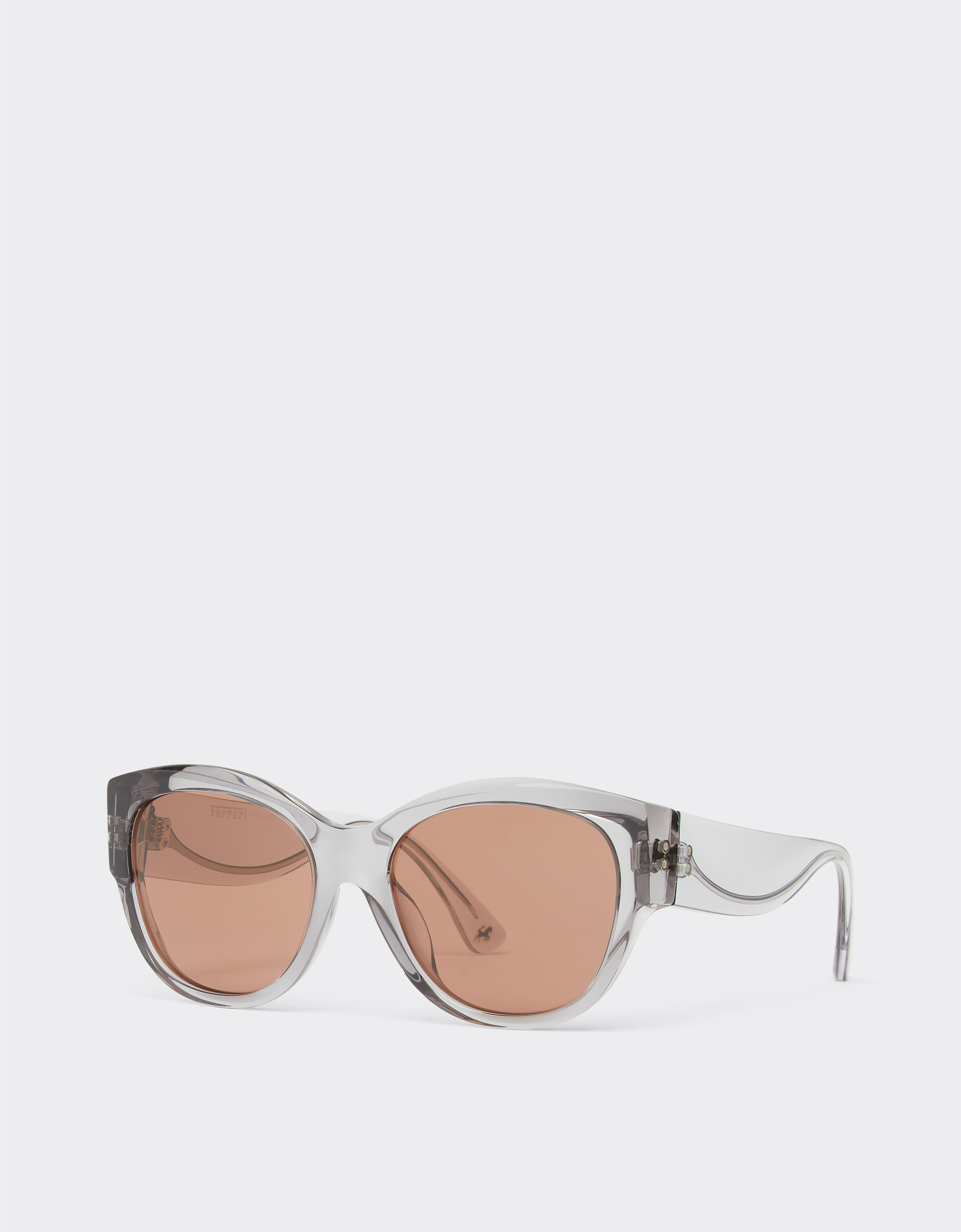 Ferrari Gafas de sol Ferrari de acetato gris transparente con lentes marrones Ingrid F1274f