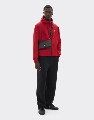  Crossbody bag with Ferrari Scudetto Nero SBNBP0017HMM0032f