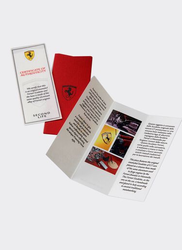 Ferrari Second Life Sammlerobjekt mit emailliertem Ferrari-Wappen, Made in Italy Gelb 47306f