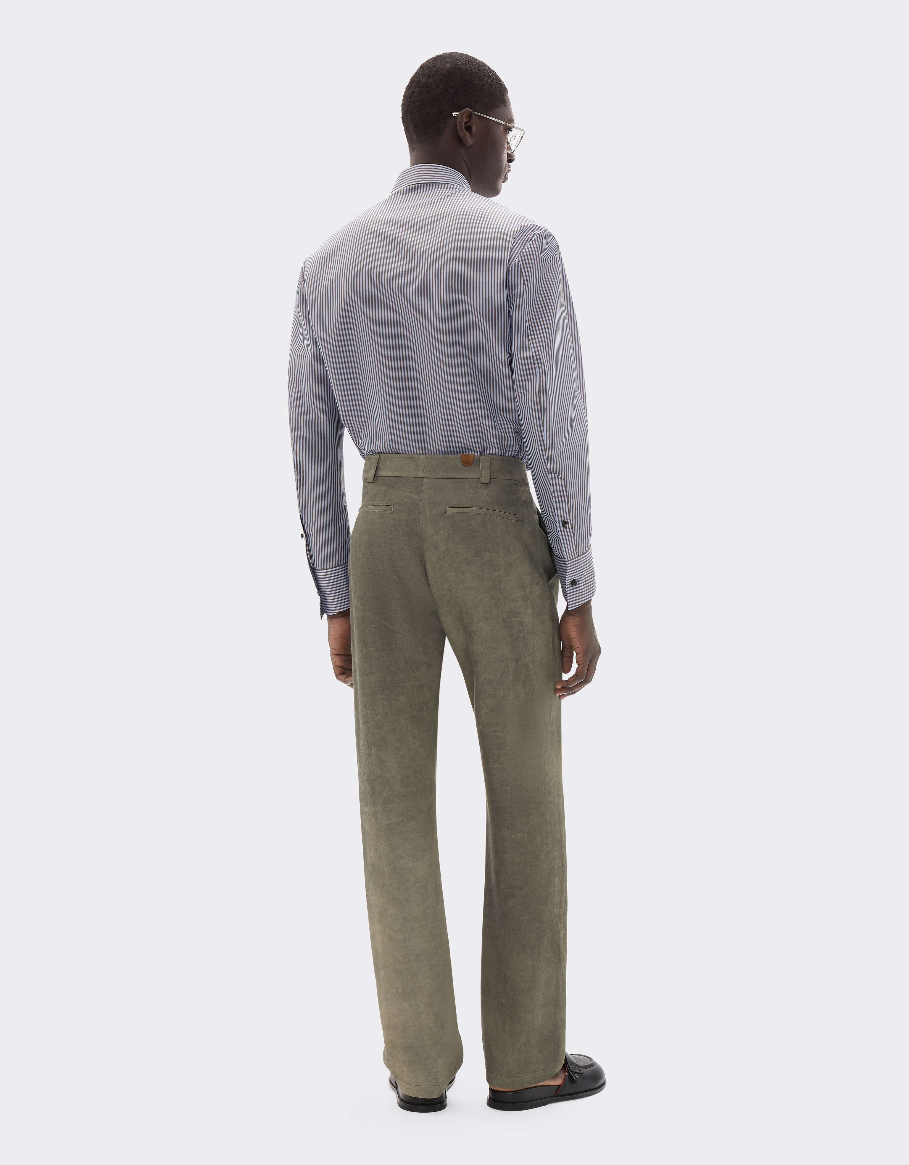 Pantaloni in Cady di Viscosa con Effetto Lavato Ferrari Pantaloni in Cady di Viscosa con Effetto Lavato Olive green CWMTR0016WVI0005f
