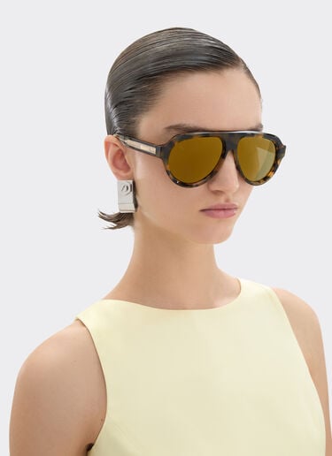 Ferrari tortoiseshell brownacetate sunglasses with green gold mirrored lenses Ferrari Ferrari tortoiseshell brownacetate sunglasses with green gold mirrored lenses Tortoiseshell LA0EUf