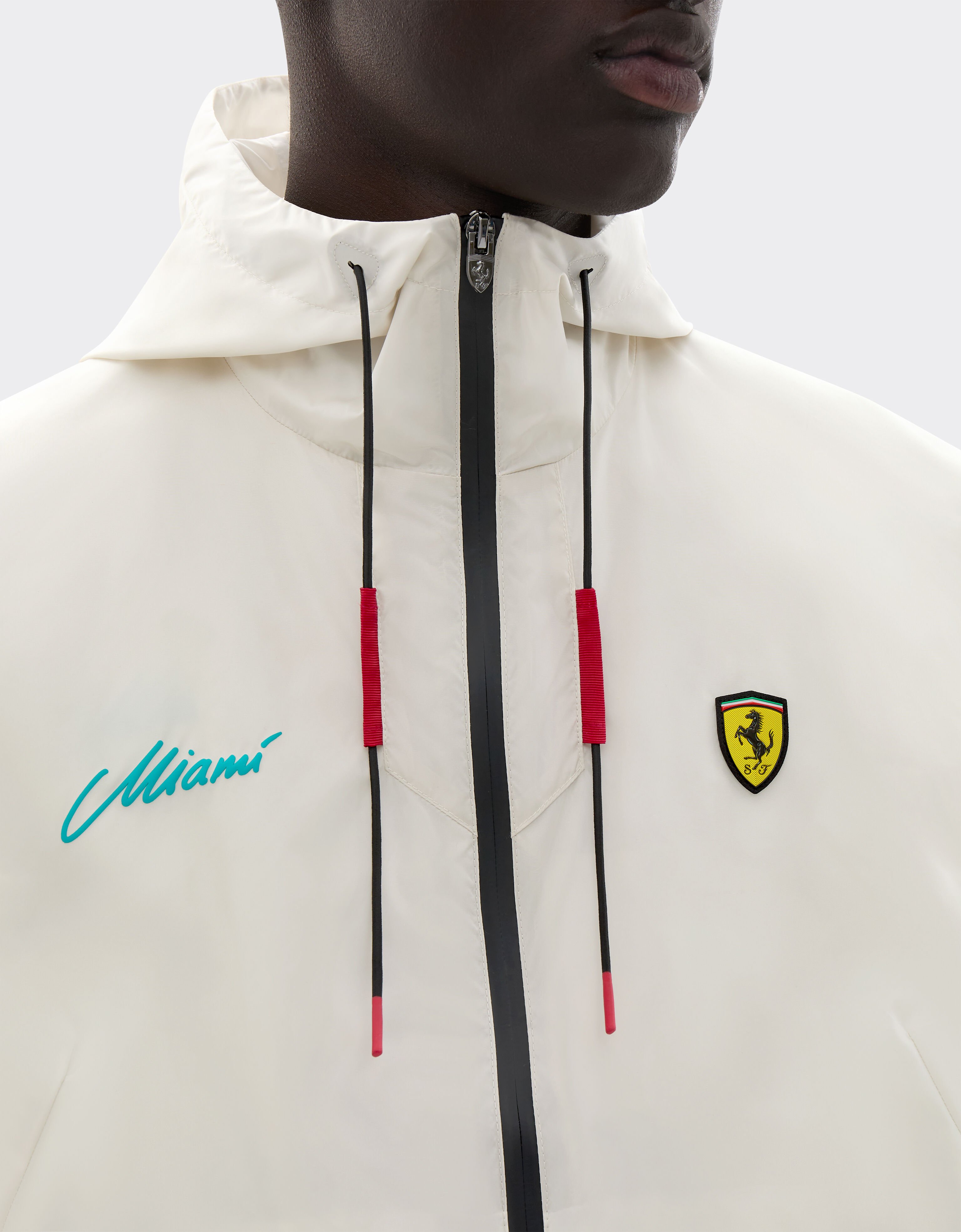 Ferrari Windjacke Scuderia Ferrari Miami 2026 Avorio SWMOU0016WNY0004f