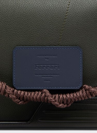Bolso de hombro GT soft Reacondicionado por Ferrari en cuero matizado con scooby Ferrari Bolso de hombro GT soft Reacondicionado por Ferrari en cuero matizado con scooby Verde militar 49879f