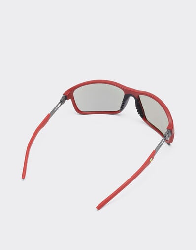 Ferrari Ray-Ban for Scuderia Ferrari 0FZ6021 en material inyectado y metal rojo Ferrari mate con lentes grises espejadas Rosso LY0SG1418EXT0001f
