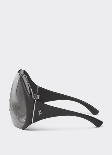 Sunglasses in metal and black leather with dark grey shield Ferrari Sunglasses in metal and black leather with dark grey shield Ingrid LA01Mf