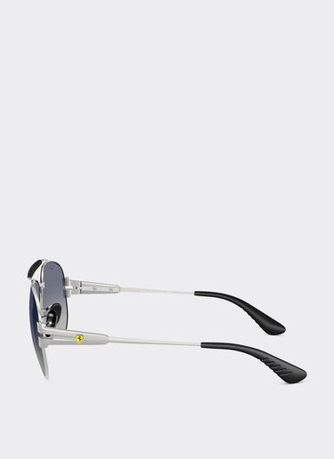 Ferrari Ray-Ban für Scuderia Ferrari RB3762M aus silbernem Metall mit blauen Gläsern mit grauem Farbverlauf Silber LA018f