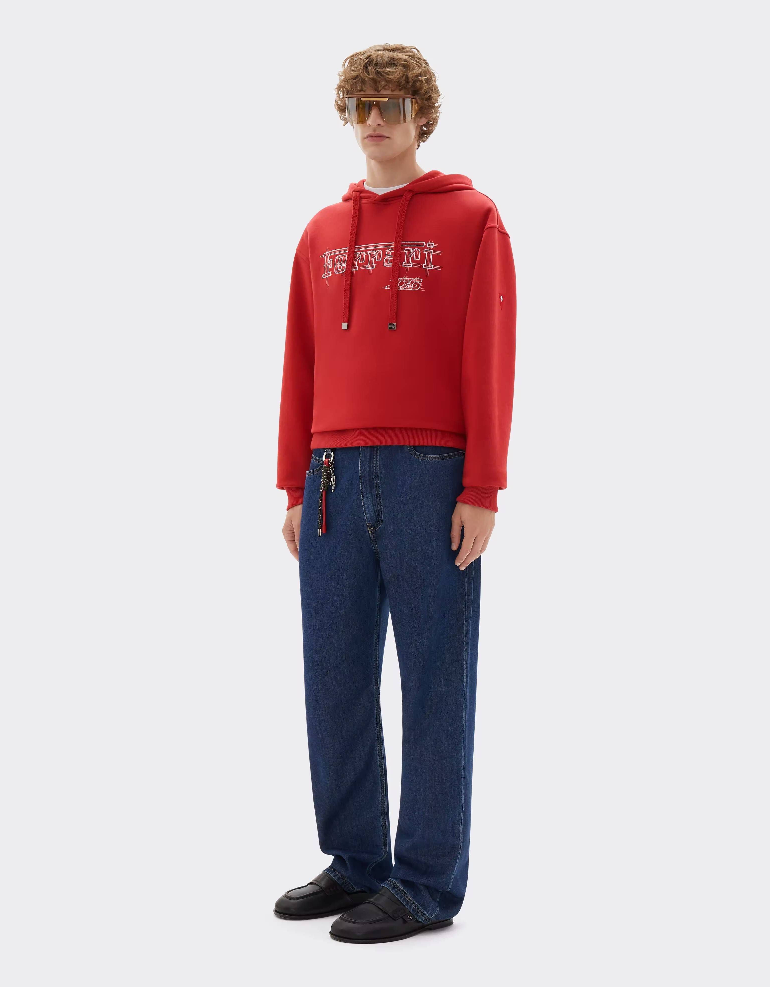 Ferrari-Sweatshirt aus Baumwolle für den GP von Monaco 2026 Ferrari Ferrari-Sweatshirt aus Baumwolle für den GP von Monaco 2026 Rosso Magma CJMSW0051JCO0057f