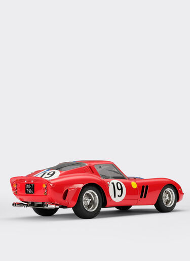 Ferrari Ferrari 250 GTO 1962 Le Mans model in 1:18 scale Red L9866f