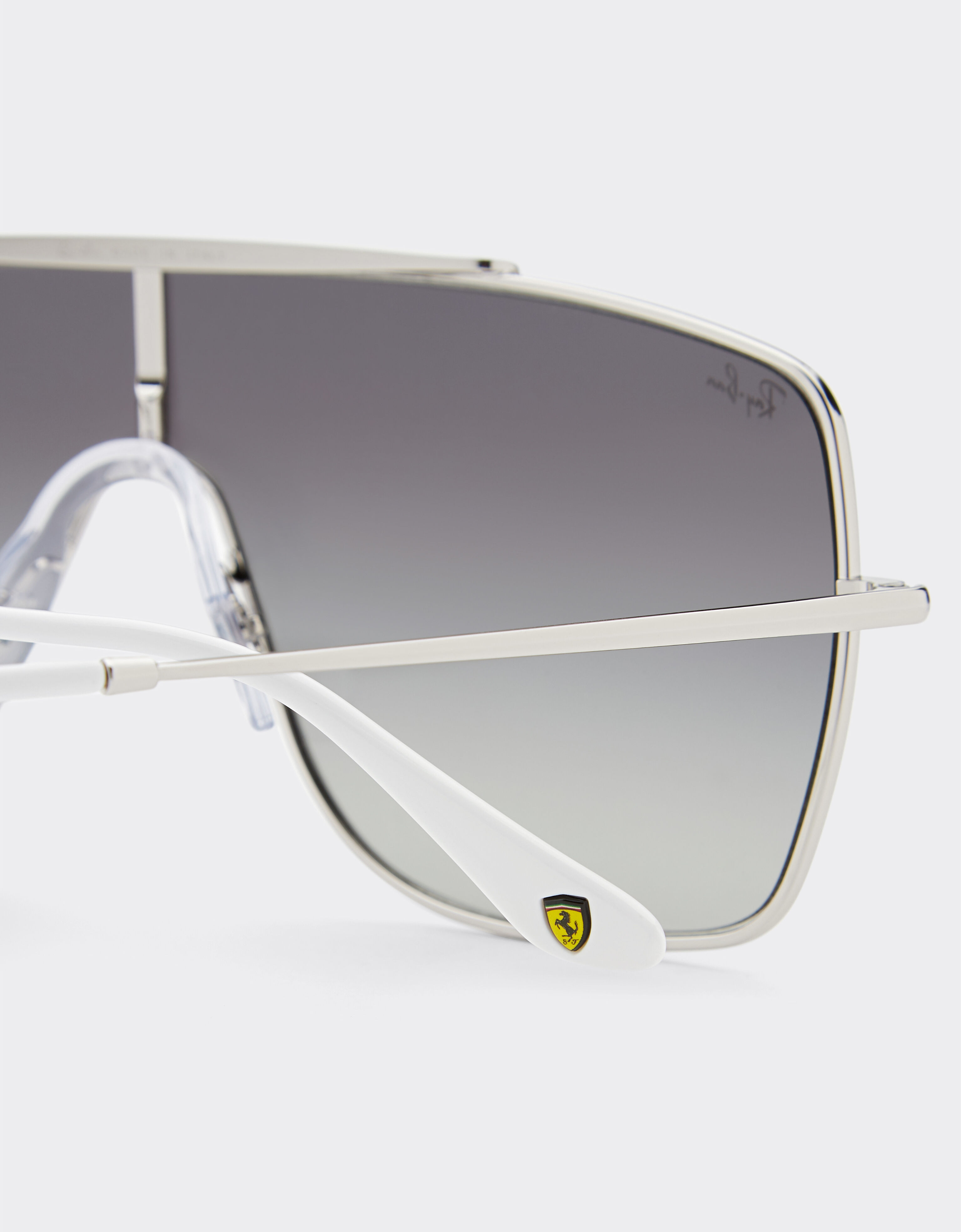 Ferrari Ray-Ban für Scuderia Ferrari RB3697MF in Metall mit grau verlaufenden Gläsern Dunkelgrau F1510f