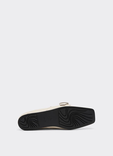 Ferrari Leather loafers Ecru 22228f