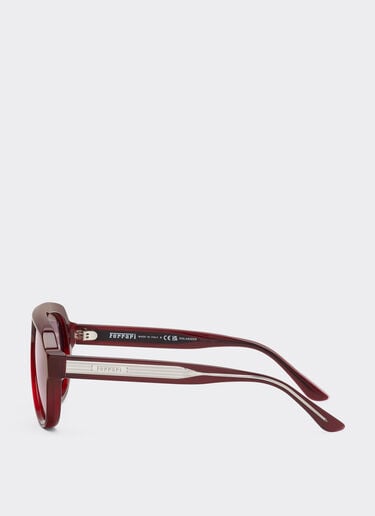 Ferrari sunglasses in opal red acetate with gold mirrored violet polarized lenses Ferrari Ferrari sunglasses in opal red acetate with gold mirrored violet polarized lenses Dark Red LA0EVf
